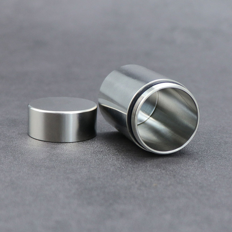 Stainless Steel Sealed Capsule - Fire Starting Kit avis et prix