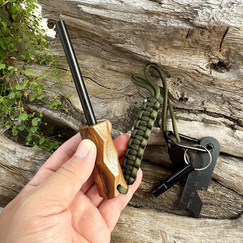 New Outdoor Flint Fire Starter - Fire Starting Kit avis et prix